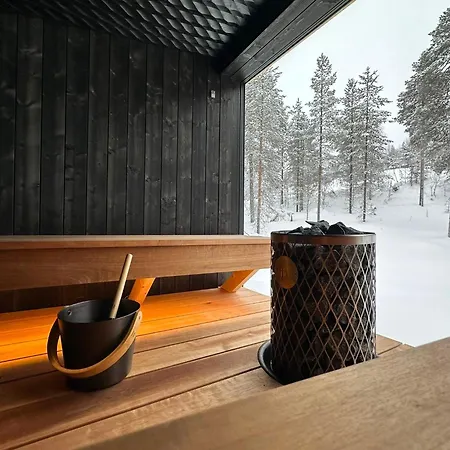 Kimmelvilla - Wilderness In Your Living Huvilat *